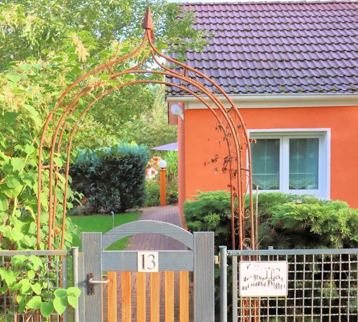 Berlinurlaub Im Gruenen, Pool-Whirlpool Beheizt, Sauna, Spielplatz, Grill, 3 Doppelzimmer Blankenfelde-Mahlow Holiday home